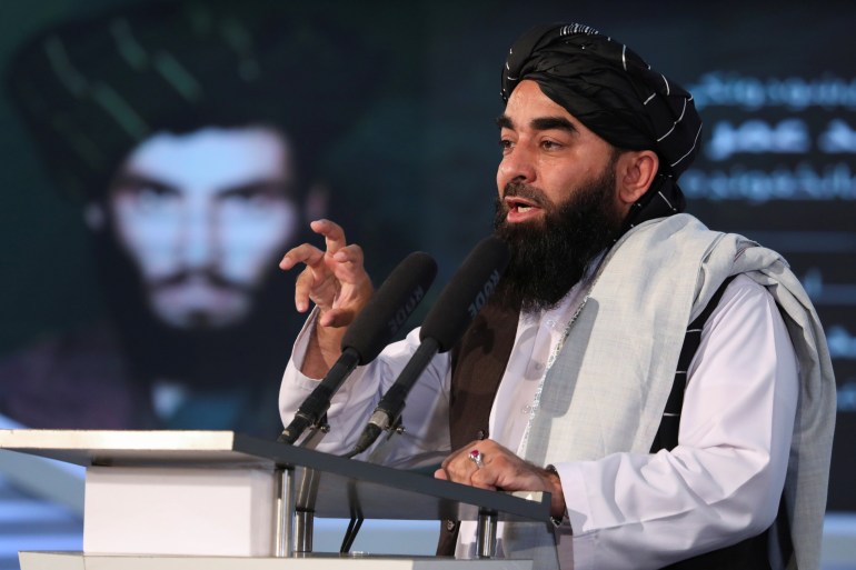 Afghan Taliban's Deputy Minister of Information and Culture and spokesman Zabihullah Mujahid speaks during the death anniversary of Mullah Mohammad Omar, the late leader and founder of the Taliban, in Kabul, Afghanistan, April 24, 2022. REUTERS/Ali Khara