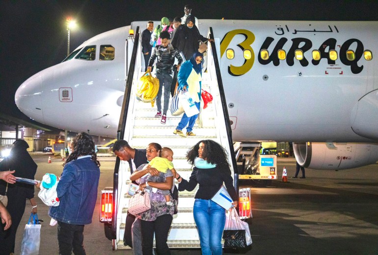 , Rwanda welcomed the 18th group of 113 asylum seekers from Libya originating from 6 nationalities. 2,355 received since 2019. Rwanda remains committed to contributing in finding solutions to global crisis&provide support to people in need. المصدر:Ministry in charge of Emergency Management