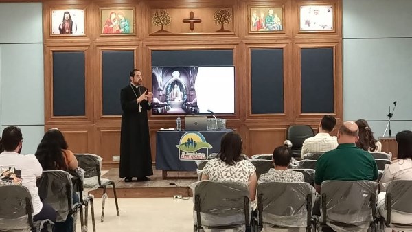 الكنيسة الكاثوليكية تواصل برنامجها للمقبلين على الزواج بمركز القديس يوسف