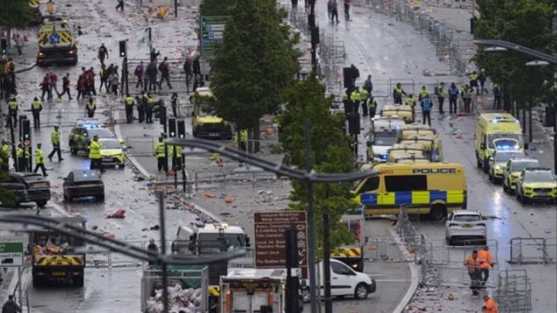 الشرطة تعتقل المتسبب في حادث دهس جماهير ليفربول