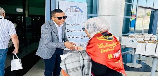 انطلاق أول أفواج الحج البرى من ميناء نويبع