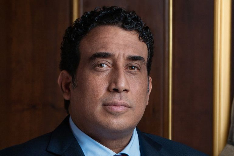 المنفي يصدر 3 مراسيم تتعلق بالمحكمة الدستورية ومؤتمر المصالحة وتشكيل مفوضية الاستفتاء (المصدر - المكتب الإعلامي للمجلس الرئاسي)