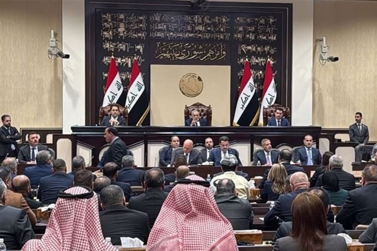 شلل البرلمان العراقي.. عطلة تشريعية في ظل أزمة ثقة وقوانين معلقة وكالات