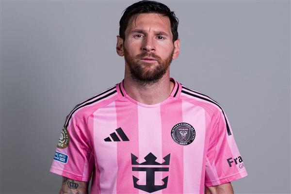 الصورة الرسمية لميسي قبل مواجهة الأهلي بكأس العالم للأندية