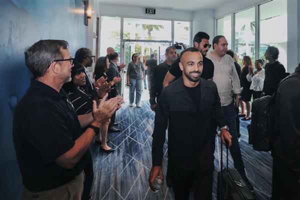 بعثة الأهلي تصل فندق الإقامة بمدينة ميامي الأمريكية