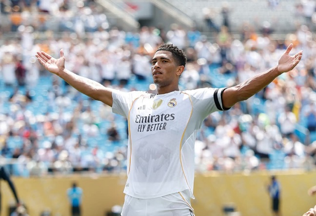 ريال مدريد يتقدم على باتشوكا 2-0 في الشوط الأول