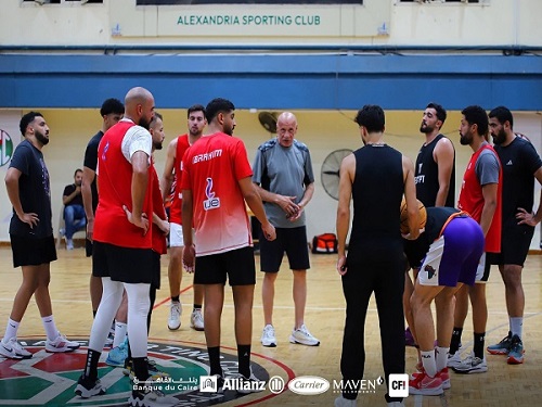 منتخب السلة الأولمبي يواجه البحرين في البطولة العربية