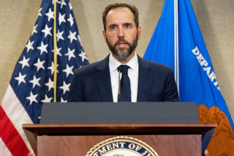 Special counsel Jack Smith speaks to members of the media at the US Department of Justice building in Washington, DC, on August 1, 2023. Donald Trump was indicted on August 1, 2023 over his efforts to overturn the results of the 2020 election -- the most serious legal threat yet to the former president as he campaigns to return to the White House. (Photo by SAUL LOEB / AFP)